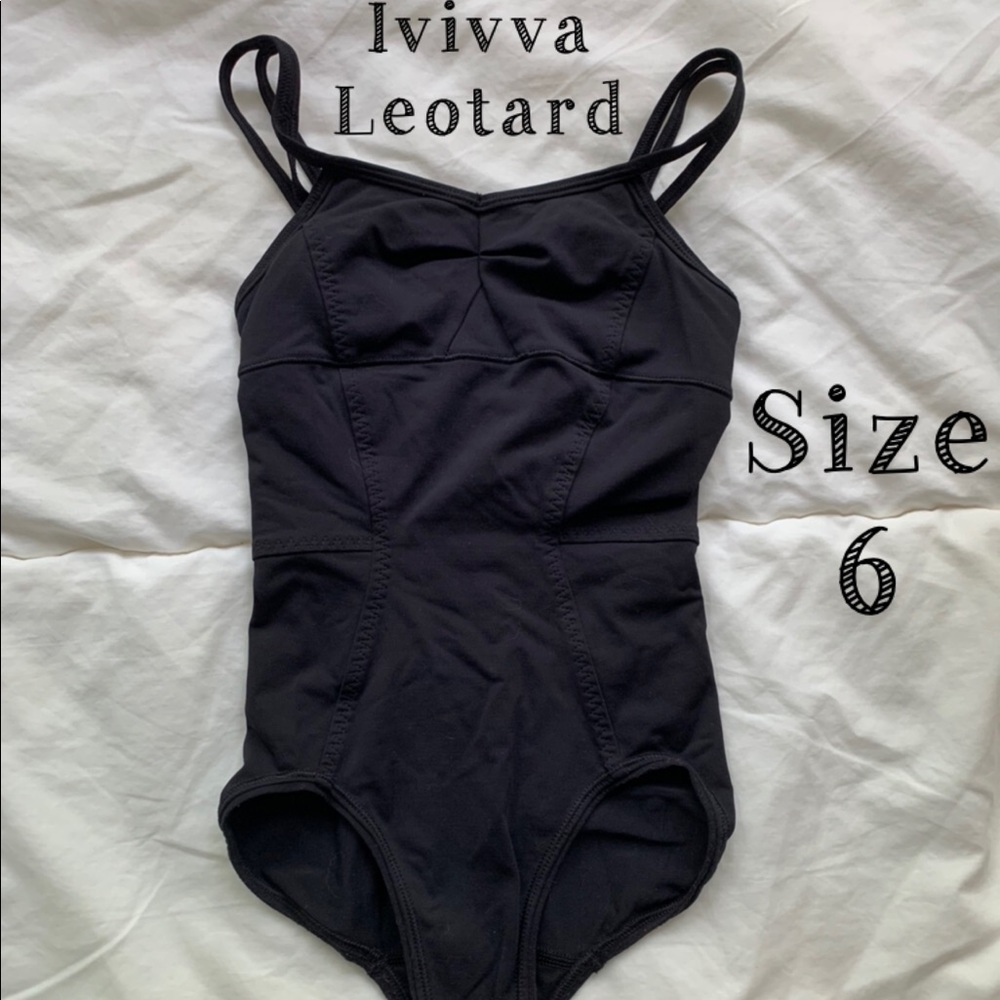 Black Ivivva leotard size 6, like-new condition!